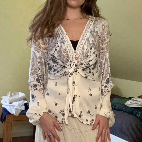 Free People "Run Free" Tunic blue floral boho - Picture 3 of 5